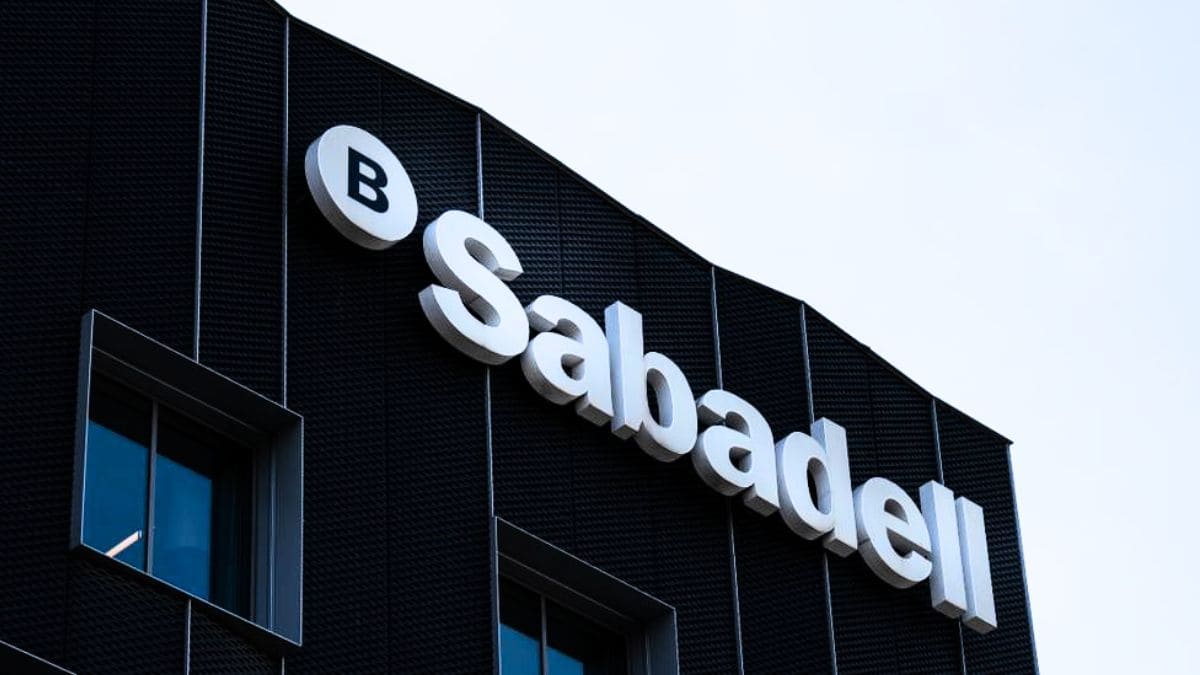 El Banco Sabadell cuenta con una Cuenta Senior dirigida para las personas mayores