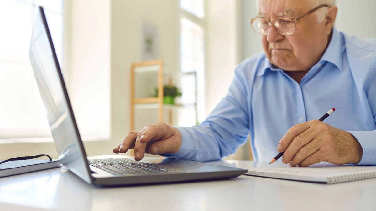 Las personas mayores que han cotizado 5 años pueden acceder a la pensión no contributiva de jubilación