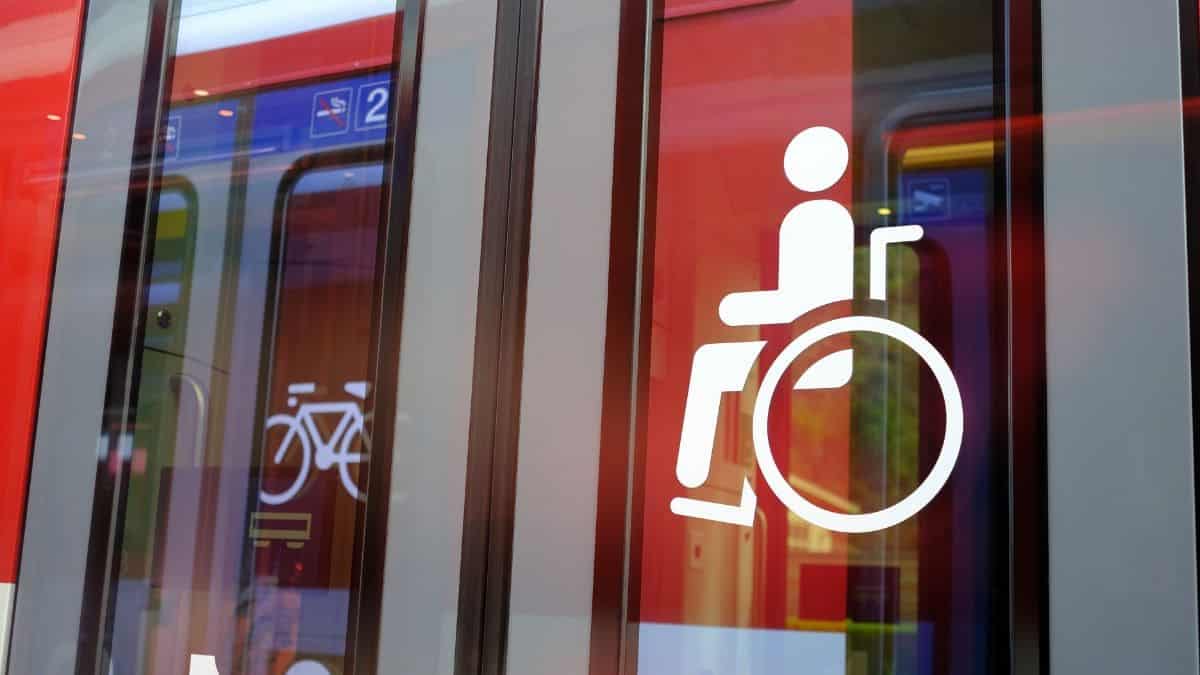 Adif licita obras para hacer más accesibles dos estaciones de cercanías en Madrid