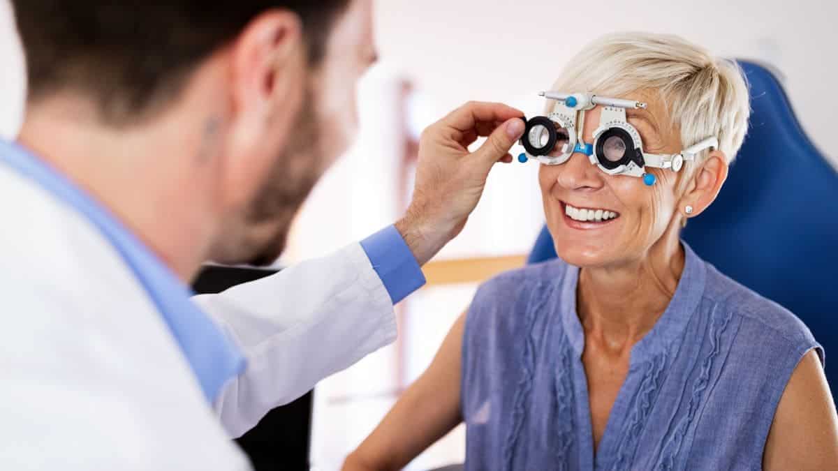 Gafas y lentillas gratis por la Seguridad Social