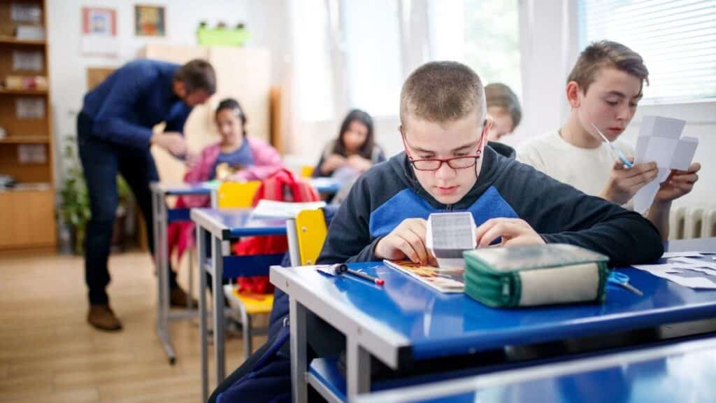 El Real Patronato sobre Discapacidad publica a través de CESyA seis guías para elaborar materiales educativos accesibles