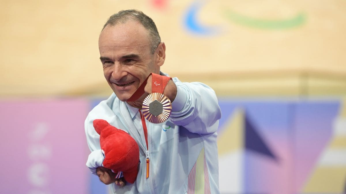 Ricardo Ten, medalla de bronce en los Juegos Paralímpicos de París 2024./ Foto de la Federación Española de ciclismo