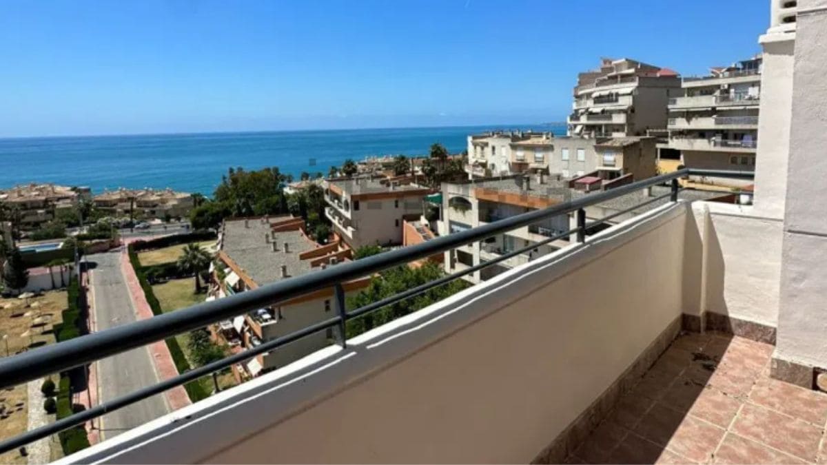 Vivienda a la venta de CaixaBank con vistas al mar