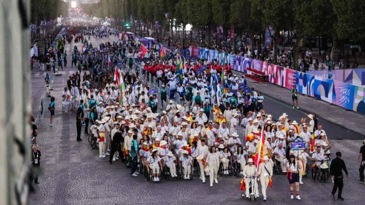 El equipo español durante la ceremonia de inauguración de los Juegos Paralímpicos de París 2024