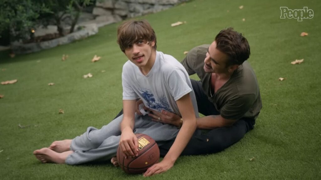 Colin Farrel junto a su hijo James, que tiene síndrome de Angelman