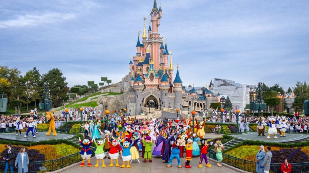 Disneyland París busca trabajadores en Sevilla empleo