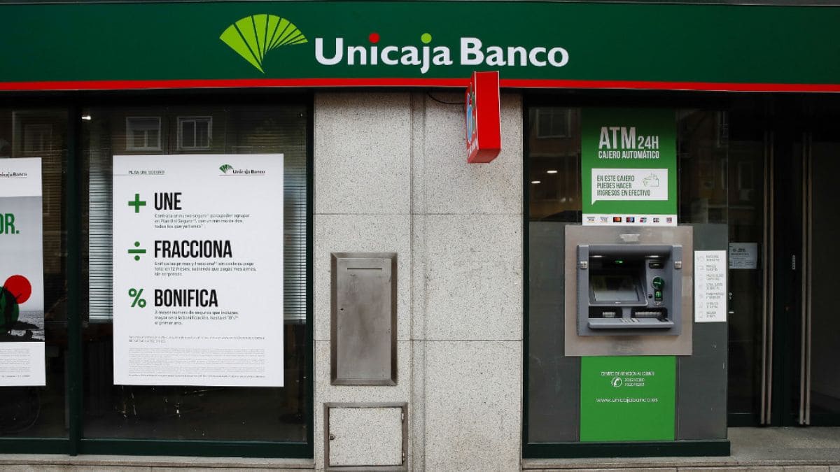 Domiciliar pensión en Unicaja Banco