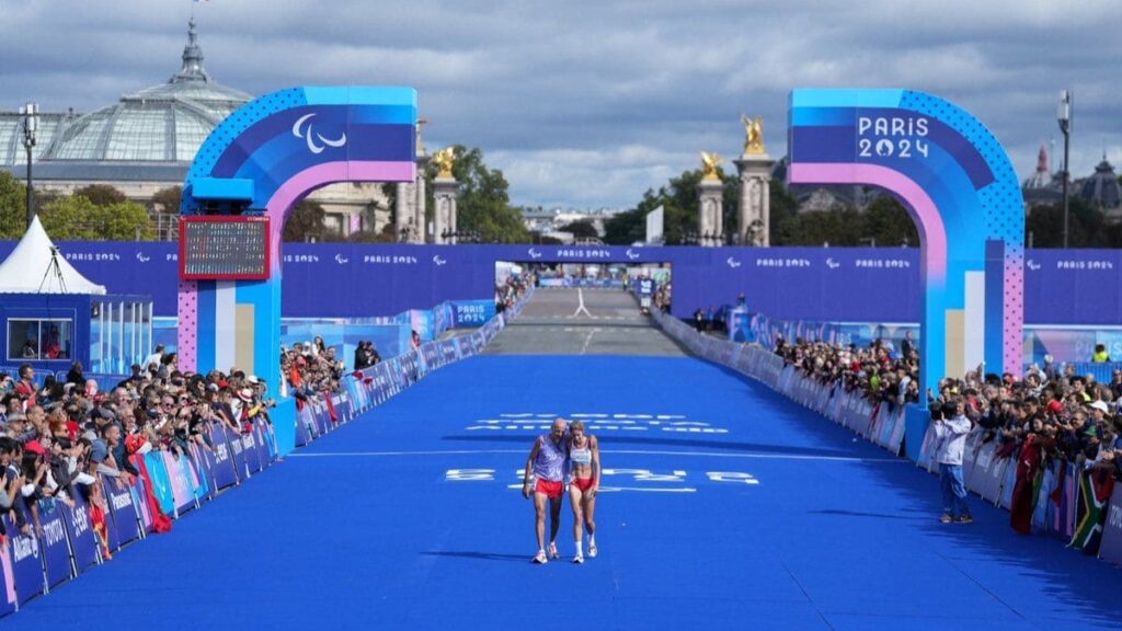 Le retiran la medalla de bronce a Elena Congost y su guía Mia Carol