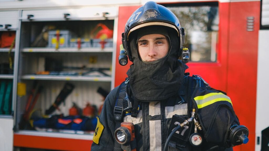 Bomberos y agentes forestales tendrán acceso a la jubilación desde los 59 años