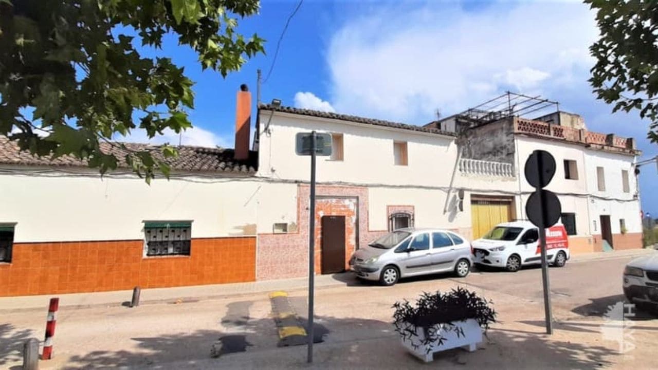 Haya Inmobiliaria ofrece casa a la venta desde 5.400 euros