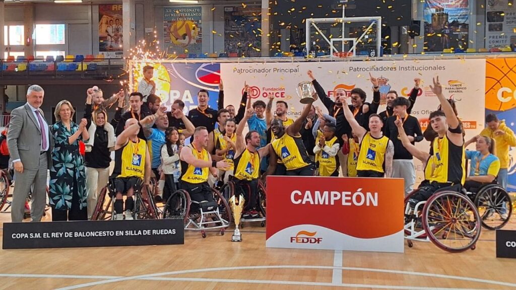 CD Ilunion celebra el título de campeón de Copa del Rey