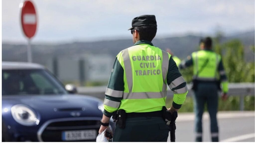 La DGT pone en marcha la 'multa exprés' la sanción llega en apenas 48 horas